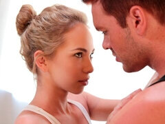 お尻, デカチン, ブロンド, バック, 小柄, 剃毛, ガリガリ, オッパイの