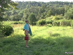 Daddy, Hd, Likken, Masturbatie, Natuurlijke tieten, Buiten, Kut duiken, Schreeuwen