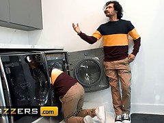 Mamada, Corridas faciales, Atragantadas, Hd, Madres para coger, Montar, Afeitado, Trio
