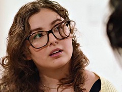 Grosse titten, Hardcore, Latina, Lesbisch, Stiefmutter, Titten, Spielzeuge, Jungfrau
