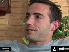 Anal, Gros seins, Sucer une bite, Plantureuse, Gorge profonde, En levrette, Mère que j'aimerais baiser, Nénés