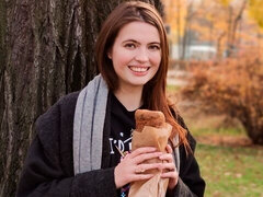 Slaapkamer, Grote lul, Bruinharig, Lul, Hondjeshouding, Kut duiken, Tieten likken, Nat