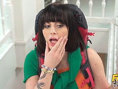 18 jaar, Pijpbeurt, Bruinharig, Universiteit, Sperma shot, Sperma in gezicht, Hd, Tieten likken