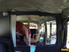 Mamada, Tetona, Coche, Lamidas, Al aire libre, Coño, Pelirrojo