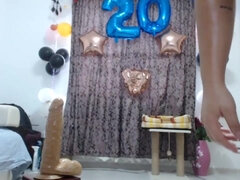 Большие сиськи, Грудастые, Дилдо, Массаж, Соло, Молоденькие, Сиськи, Игрушки