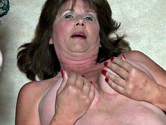 American gilf Ava ends up on the floor masturbating