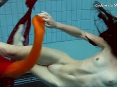 お尻, デカ尻, デカパイ, Hd, レズビアン, 公共, オッパイの, 水中