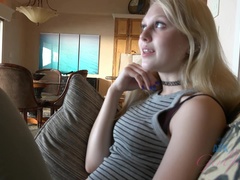 Leie, Bikini, Blasen, Lingerie, Muschi, Dürr, Entkleiden, Titten