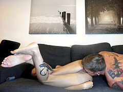 アジア人, 舐める尻, 黒人, 日本人, 小柄, コキ, ティーン