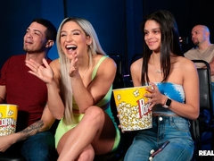 アナル, お尻, ブロンド, フェラチオ, 浮気する, チン, キス, ティーン