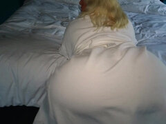 Beautiful curvy MILF impassioned xxx video