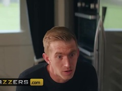 Grote kont, Grote lul, Grote mammen, Blond, Gigantische lul, Moeder die ik wil neuken, Moeder