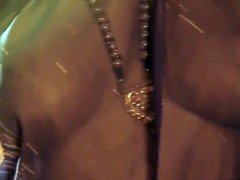 Morena, Bailar, Erótico, Indio, Madres para coger, Sexo soft