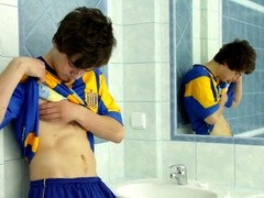 Bad, Hochschule, Spermaladung, Schwul, Masturbation, Dusche, Solo