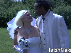 デカ尻, デカチン, ブロンド, フェラチオ, お婆さん, ハードコア, 異人種間, フェラする