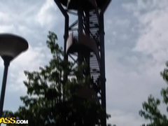 In den arsch, Grosse titten, Braunhaarige, Paar, Absätze, Masturbation, Piercing, Spielzeuge
