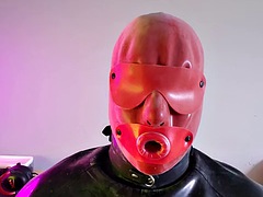 Homo, Latex, Moeder die ik wil neuken, Rubebrstof