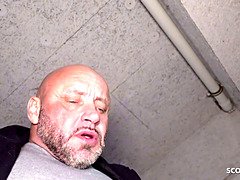 18 jahre, Schönheit, Schwanz, Hundestellung, Deutsch, Hardcore, Im freien, Ablutschen