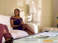 Enthousiasteling, Grote lul, Zwart, Diep in de keel, Huisgemaakt, Interraciaal, Moeder die ik wil neuken, Zuigen