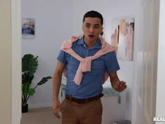 Bad, Hundestellung, Aufs gesicht abspritzen, Familie, Frau frau mann, Brille, Reiten, Stiefmutter