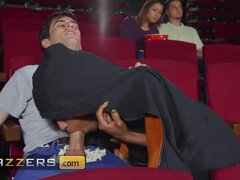 In den arsch, Arschlecken, Grosse titten, Blasen, Braunhaarige, Vollbusig, Aufs gesicht abspritzen, Natürlichen titten