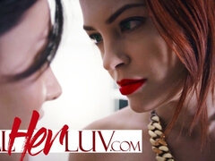 デカパイ, ブロンド, 茶髪の, 浮気者, 足, 小柄, ストッキング, オッパイの