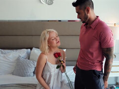 Grote lul, Blond, Pijpbeurt, Universiteit, Geschoren