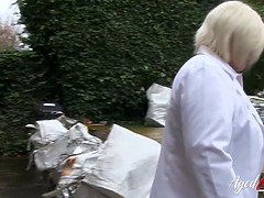 デカチン, グループ, 人妻の, レズビアン, 熟年, 淫乱熟女, 母, オマンコ
