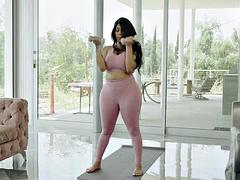 Большие сиськи, Минет, Брюнетки, Семяизвержение, Черненькие, Мастурбация, Милф, Сиськи