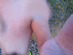 Amateur, Plage, Nue  à poil, Seins naturels, Public, Seins flasques, Maigrichonne, Adolescente