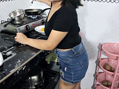 Grosse titten, Hardcore, Küche, Milf, Muschi, Stiefmutter, Jungendliche (18+), Titten