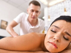 Wohlbeleibte schöne frauen, Blasen, Braunhaarige, Hundestellung, Massage, Milf, Penis, Rasiert