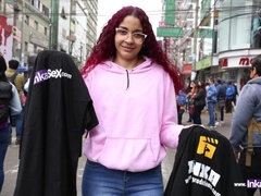 Sucer une bite, Attrapée, Femelle, Fétiche, Hard, Fille latino, Orgasme, Rousse roux