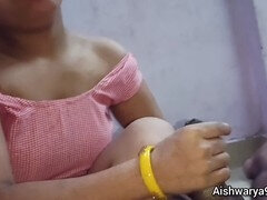 Grosse bite, Petit ami, Collège université, Tir de sperme, Conversation vulgaire, Branlette thaïlandaise, Fait maison, Indienne