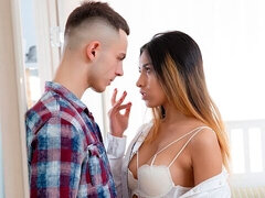 Leie, Grosser schwanz, Blasen, Interrassisch, Natürlichen titten, Rasiert, Jungendliche (18+), Titten