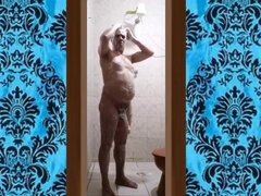 Meu Banho Gostoso Com o Pau Duro 00124