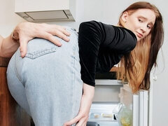 Grosser schwanz, Blasen, Hundestellung, Lecken, Natürlichen titten, Muschi, Rotschopf, Jungendliche (18+)