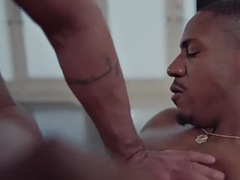 Anal, Lamer culo, Mamada, Corridas, Ébano, Gay, Interracial, Tatuaje