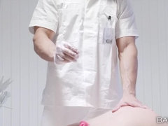 Tussi, Besamung, Tschechisch, Arzt, Natürlichen titten, Krankenschwester, Muschi, Titten