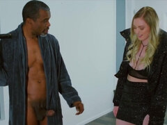 Grosse bite, Blonde, Petit ami, Tir de sperme, Interracial, Embrassement, Pov, Rugueux