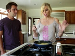 Sinful mommy Kendra Lust mind-blowing xxx story