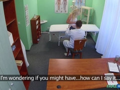 Hondjeshouding, Vingeren, Handbeurt, Likken, Verpleegster, Kut duiken, Uniformpje, Bekijker