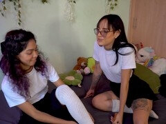 Любители, Красотки, Поцелуи, Лесбиянка, Крошечные