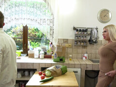 Corridas, Corridas faciales, Cocina, Madres para coger, Pequeña, Coño, Afeitado, Tetas