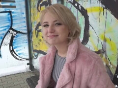 美女, デカチン, フェラチオ, 衣服着たままセックス, チェコ, バック, ハメ撮り, 公共