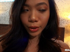 Поза 69, Жопа, Брюнетки, Дилдо, Лесбиянка, Оргии, Сквиртинг, Тату