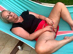 Amateur, Masturbation, De plein air, Public, Épouse