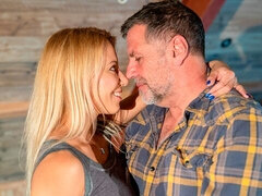 Grosser schwanz, Blondine, Blasen, Hundestellung, Höschen, Socken, Jungendliche (18+)