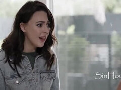 In den arsch, Arsch, Grosse titten, Geschnappt, Kehlenfick, Hundestellung, Rasiert, Kurzes haar