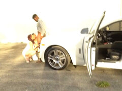 Amateur, Brunette brune, Public, Plan cul à trois